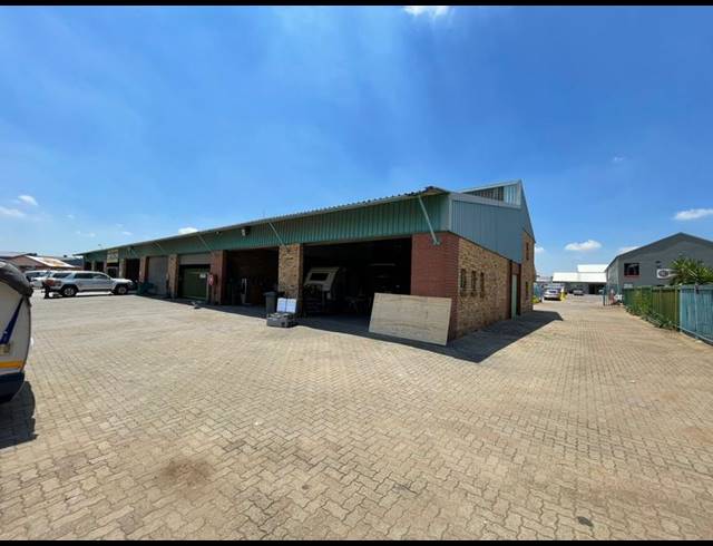 INDUSTRIAL PROPERTY TO RENT IN HENNOPSPARK
